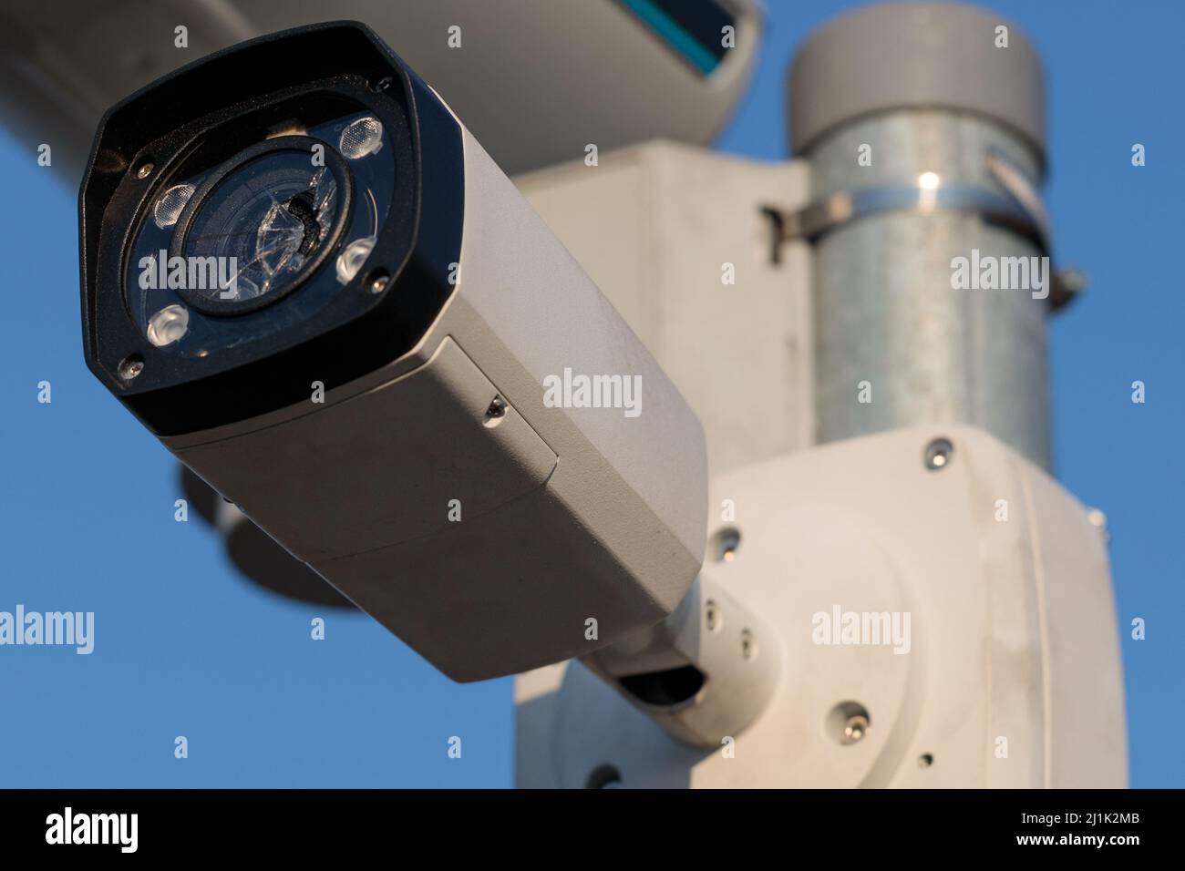 Cctv camera broken hires stock photography and images Alamy