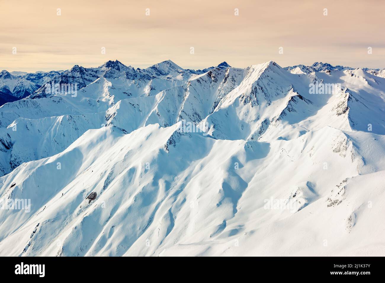 Winter landscape ski piste hi-res stock photography and images - Alamy