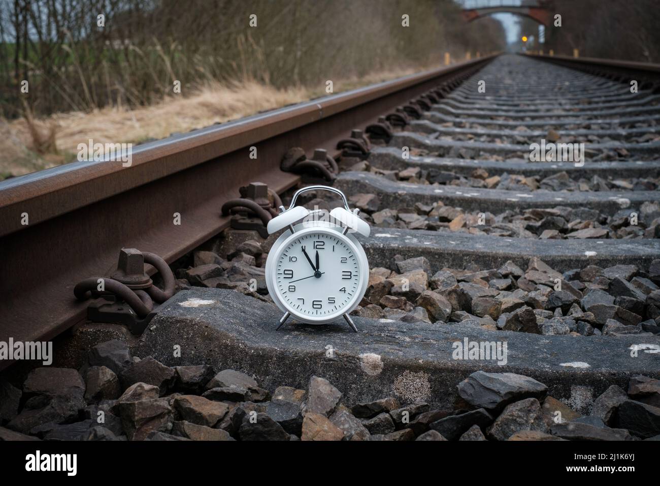 Public Clock in Railway Station at the Hanging with Roof of Subway Central  Train Station. it is Clock for Watch Time Waiting Train Stock Image - Image  of railroad, business: 156261211