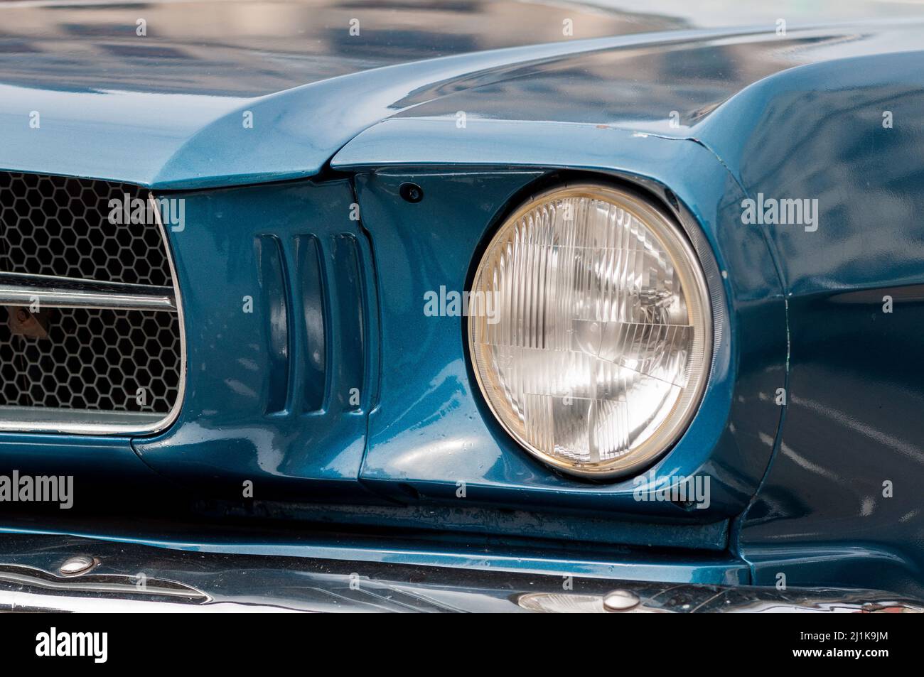 Historic headlights hi-res stock photography and images - Alamy