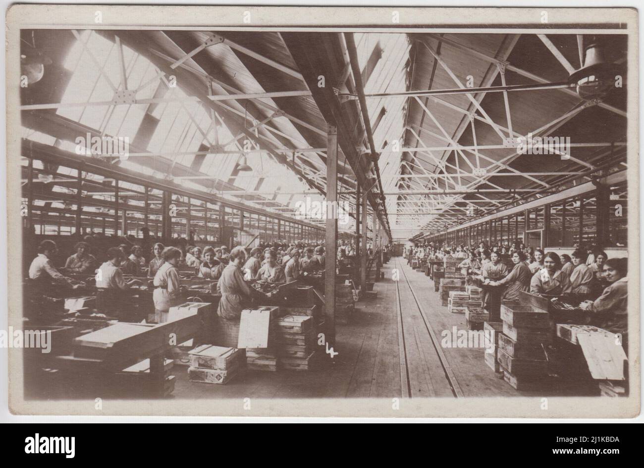 Royal Small Arms Factory, Enfield, main machine shop, First World War