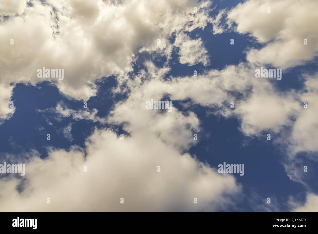 Blue sky with gray and white clouds hi-res stock photography and images ...