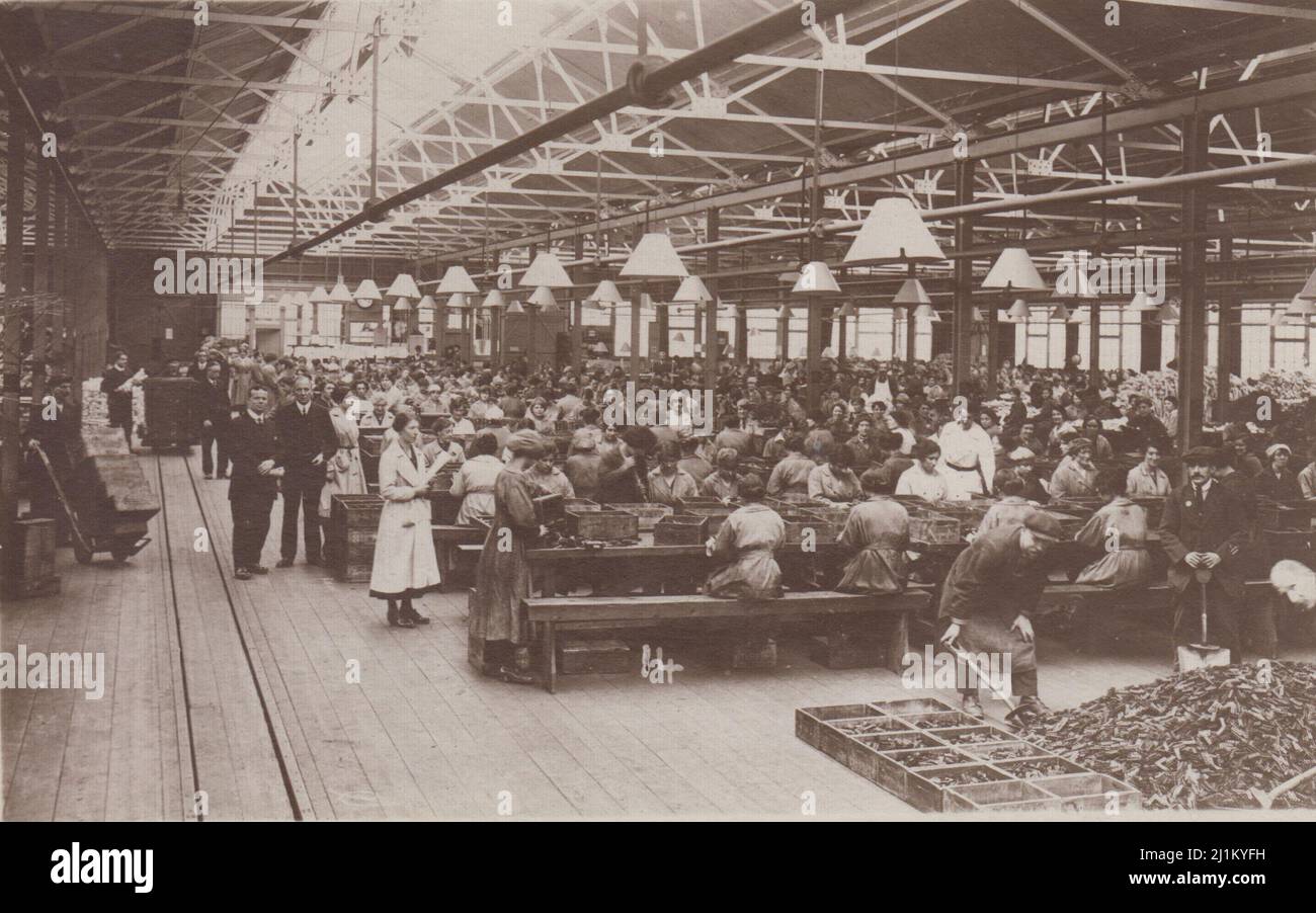 Royal Small Arms Factory, Enfield, main machine shop, First World War