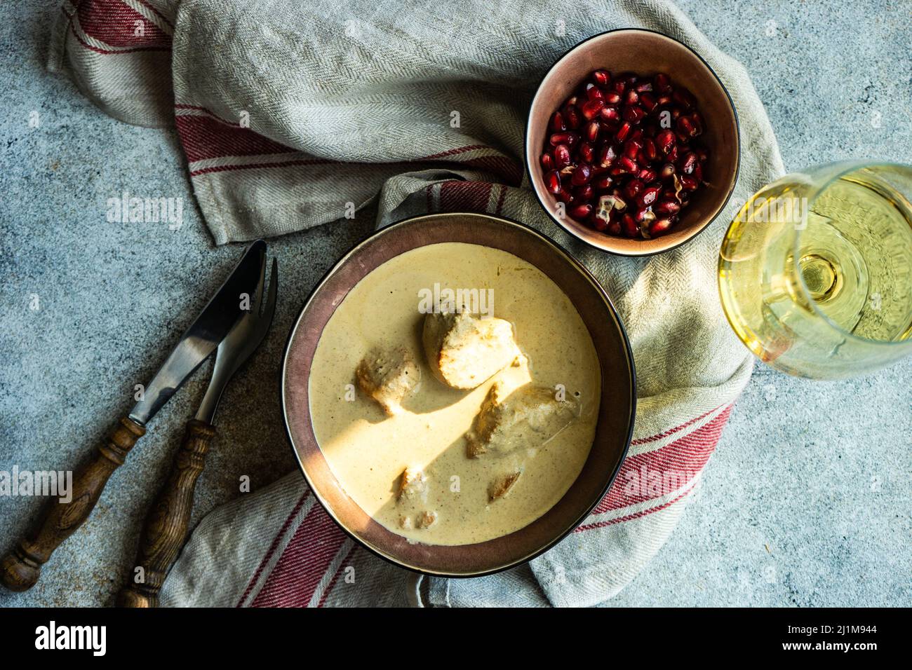 Chicken bazhe hi-res stock photography and images - Alamy