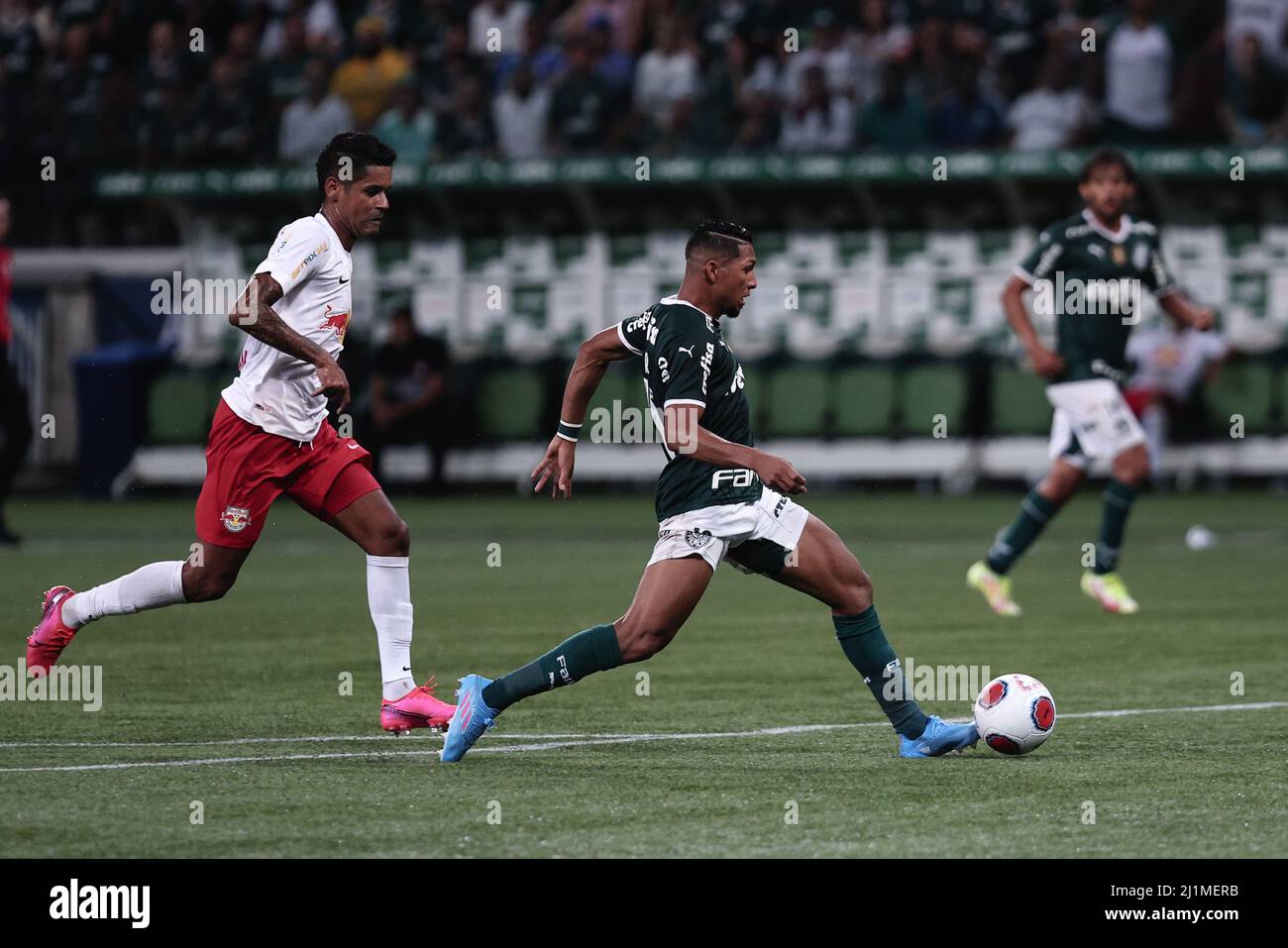 SP - Sao Paulo - 03/26/2022 - PAULISTA 2022, PALMEIRAS X BRAGANTINO -  Bragantino player Leonardo Realpe celebrates his goal during a match  against Palmeiras at the Arena Allianz Parque stadium for