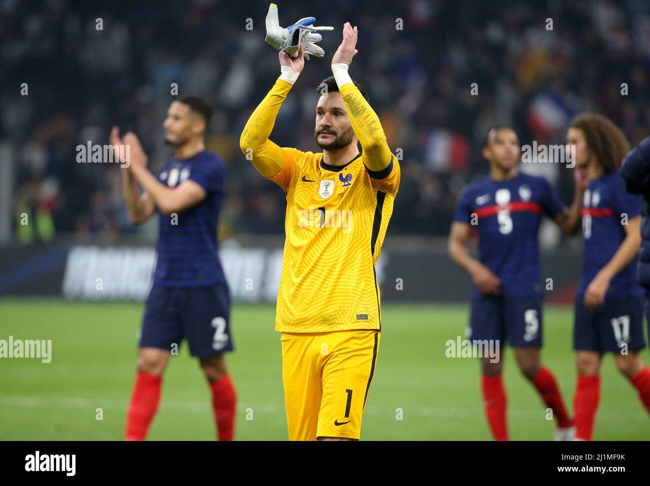 Goalkeeper of France Hugo Lloris and teammates salute the supporters following the International Friendly football match between France and Ivory Coast on March 25, 2022 at Stade Velodrome in Marseille, France - Photo Jean Catuffe / DPPI Stock Photo