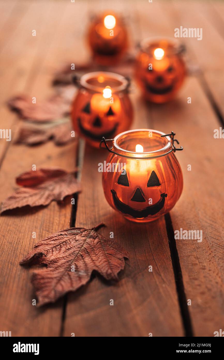 Festive lanterns hi-res stock photography and images - Alamy