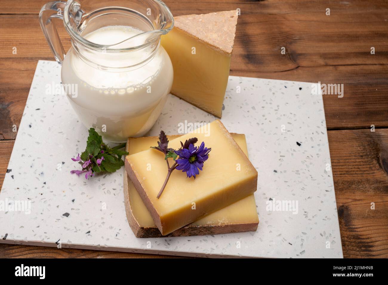 Swiss Cheese Collection, Gruyere Cheese Made From Unpasteurized Cow S Milk Swiss Cheese Collection Gruyere Cheese Made 277943253
