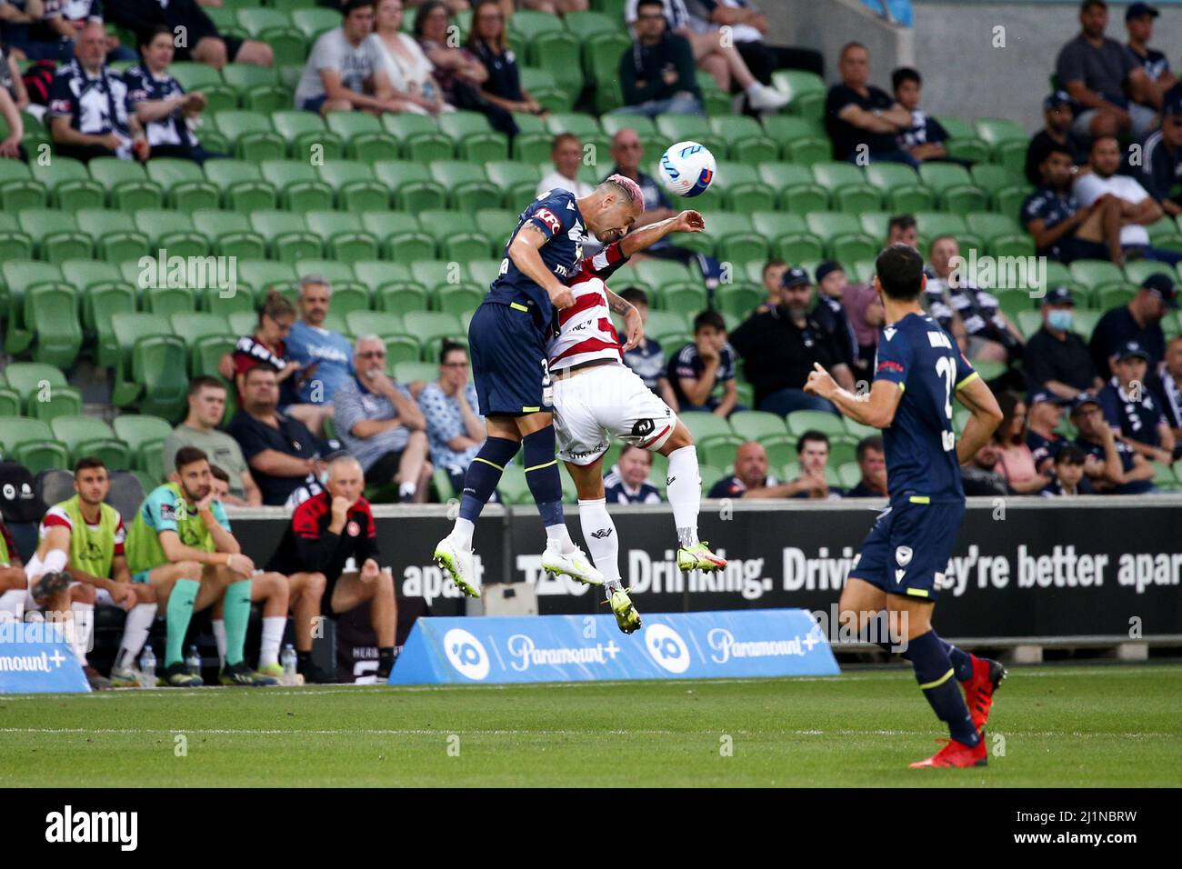 Melbourne, Australia, 27 March, 2022. Jason Davidson of Melbourne Victory heads the ball during the A-League soccer match between Melbourne Victory and Western Sydney Wanderers FC. Credit: Dave Hewison/Speed Media/Alamy Live News Stock Photo