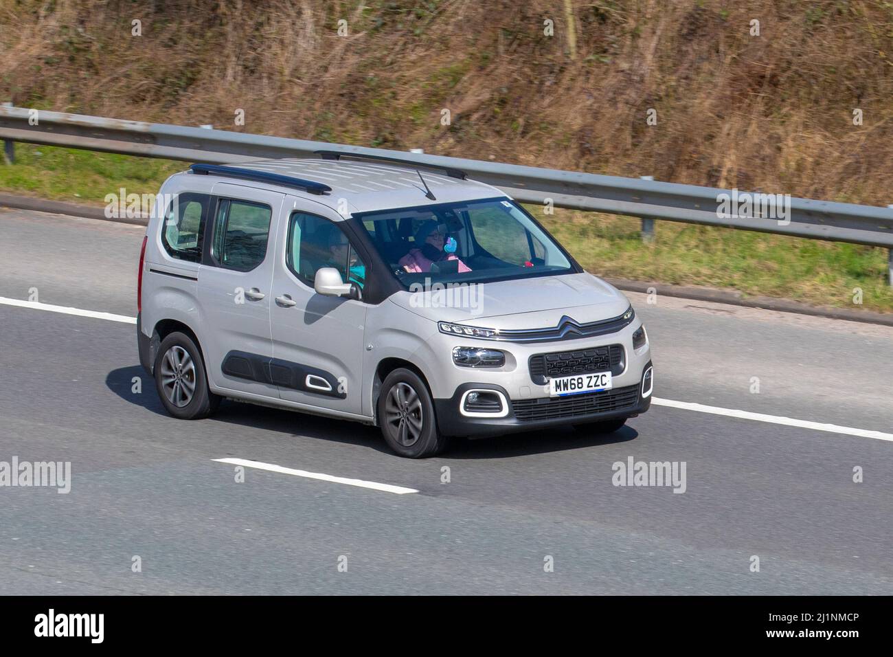 Citroen Berlingo High Resolution Stock Photography And Images Alamy Citroen Berlingo High Resolution Stock Photography And Images Alamy