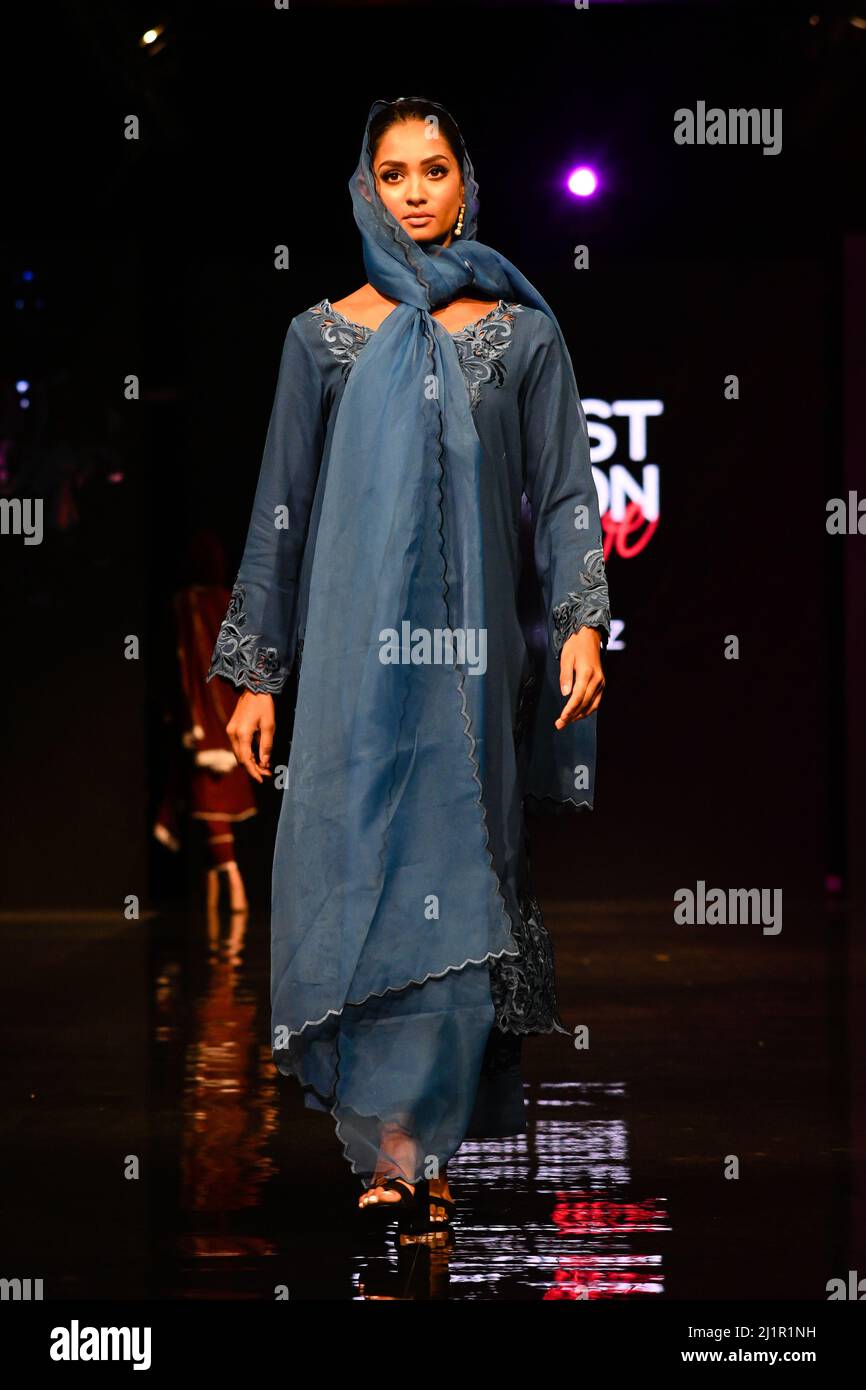Excel London, London, UK. 27 March 2022. Designers showcases is latest  collection at the Modest Fashion Live Sponsored by Modanisa - Muslim Fashion  Show Credit: Picture Capital/Alamy Live News Stock Photo - Alamy