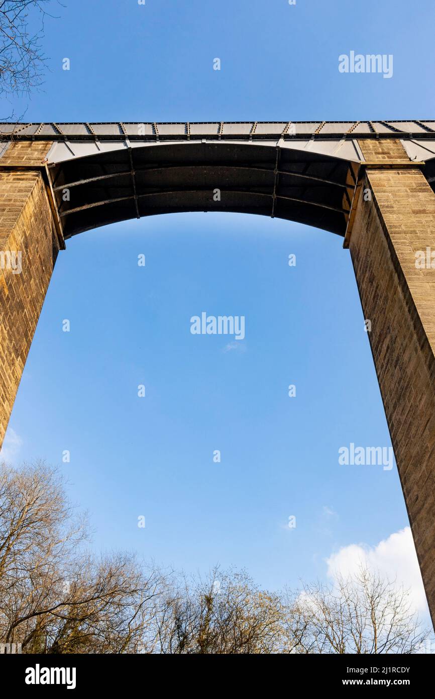 looking up at arches of Thomas Telford Pontcysyllte aqueduct Station Rd