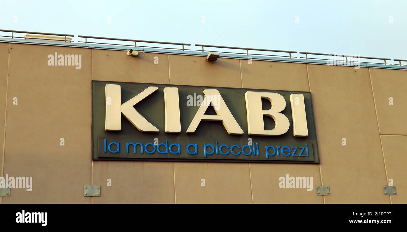 Kiabi hi-res stock photography and images - Alamy