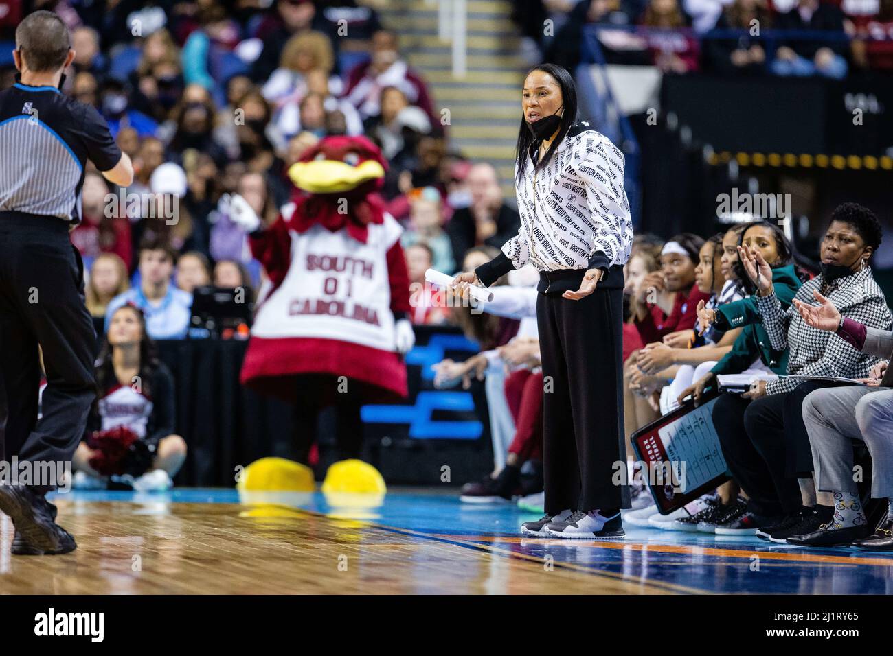 March 27, 2022 South Carolina Gamecocks head coach Dawn Staley react