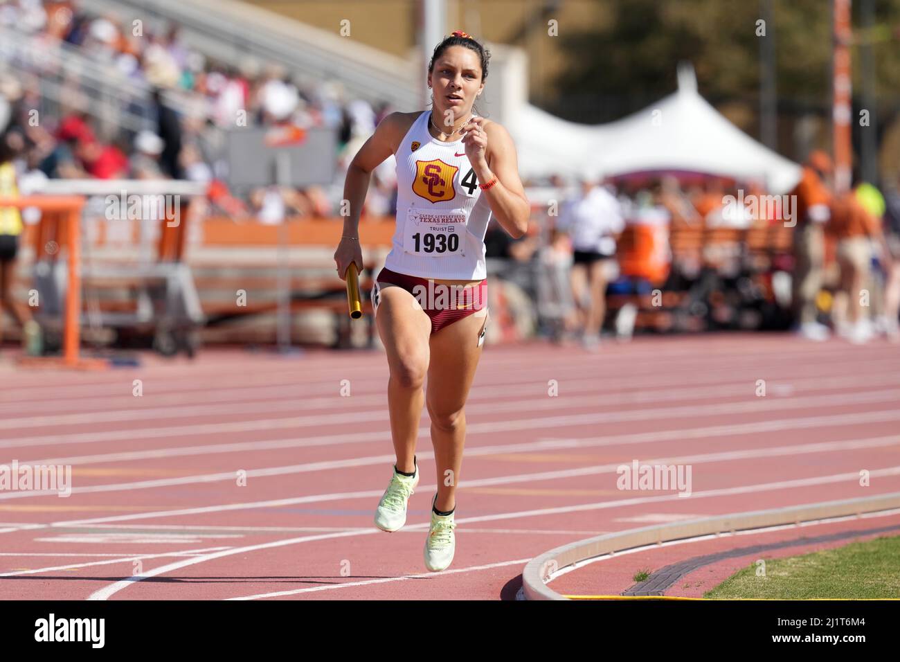 Gigi Maccagnini runs the second leg on the Southern California Trojans womens 4 x 800m relay that placed third in 838.89during the 94th Clyde Littlefield Texas Relays, Saturday, Mar