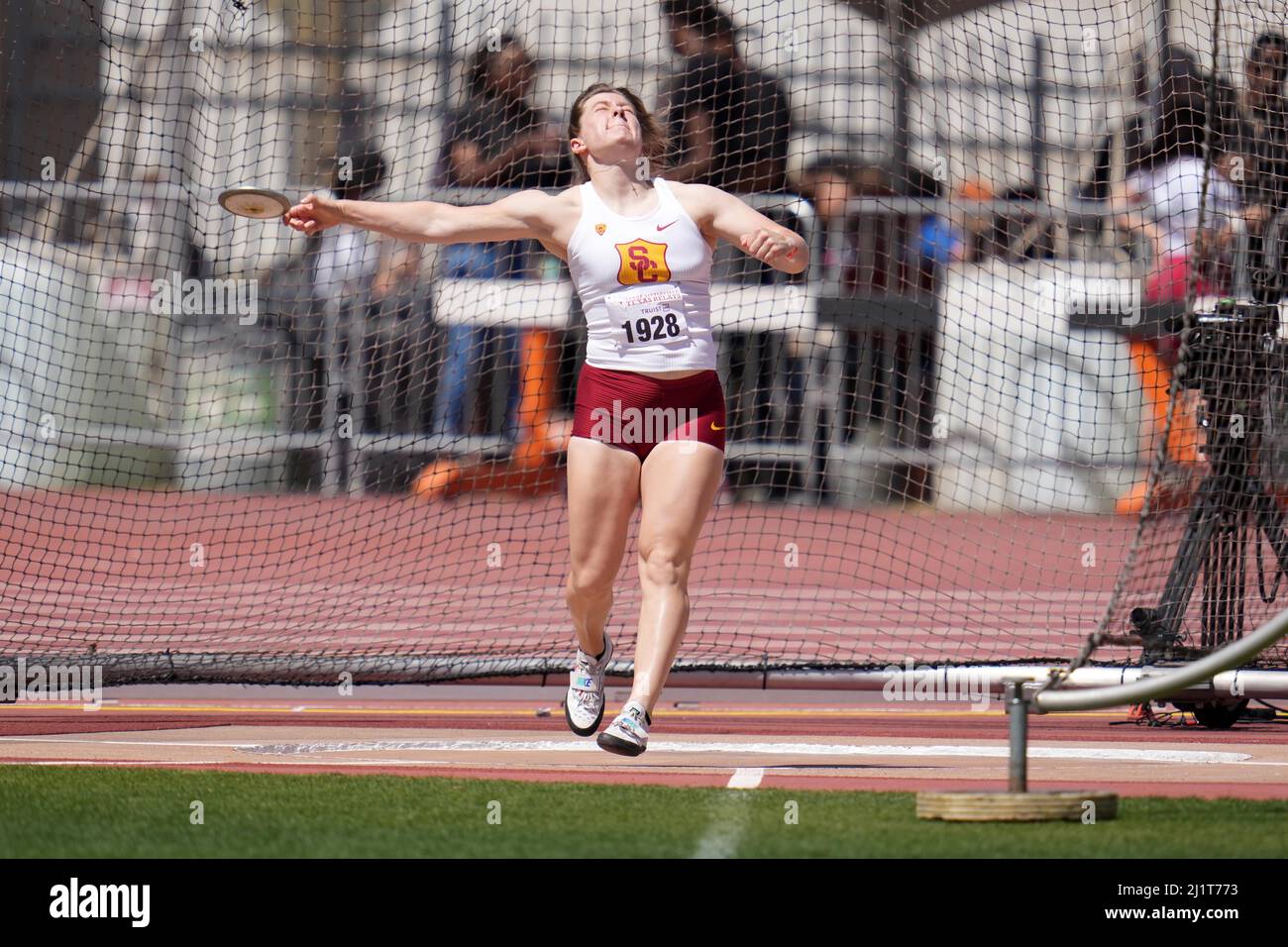 Karlee Freeman of Southern California places fifth in the women's discus at 174-5 (53.17m) during the 94th Clyde Littlefield Texas Relays, Saturday, M Stock Photo