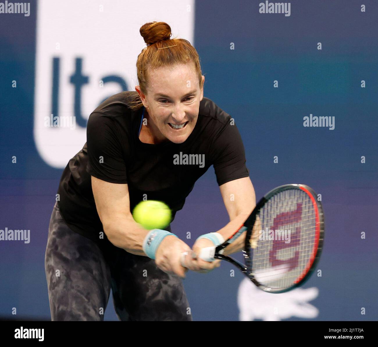 MIAMI GARDENS, FLORIDA - MARCH 27: Iga Swiatek of Poland defeats Madison  Brengle of United States during the 2022 Miami Open presented by Itaœ at  Hard Rock Stadium on March 27, 2022