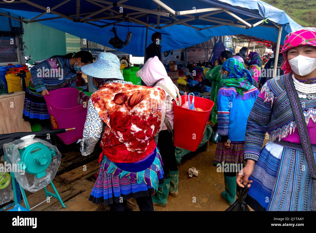 Can Cau Market, Bac Ha Town, Lao Cai Province, Vietnam - February 19, 2022: Scenes of buying and selling by ethnic minorities in Can Cau market, Bac H Stock Photo
