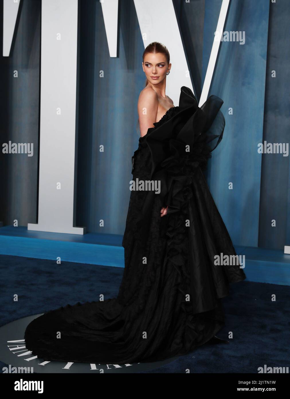 Kendall Jenner arrives at the Vanity Fair Oscar party during the 94th Academy Awards in Beverly Hills, California, U.S., March 27, 2022. REUTERS/Danny Moloshok Stock Photo