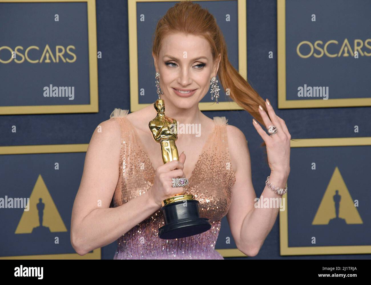 Los Angeles, USA. 27th Mar, 2022. Jessica Chastain, winner of the