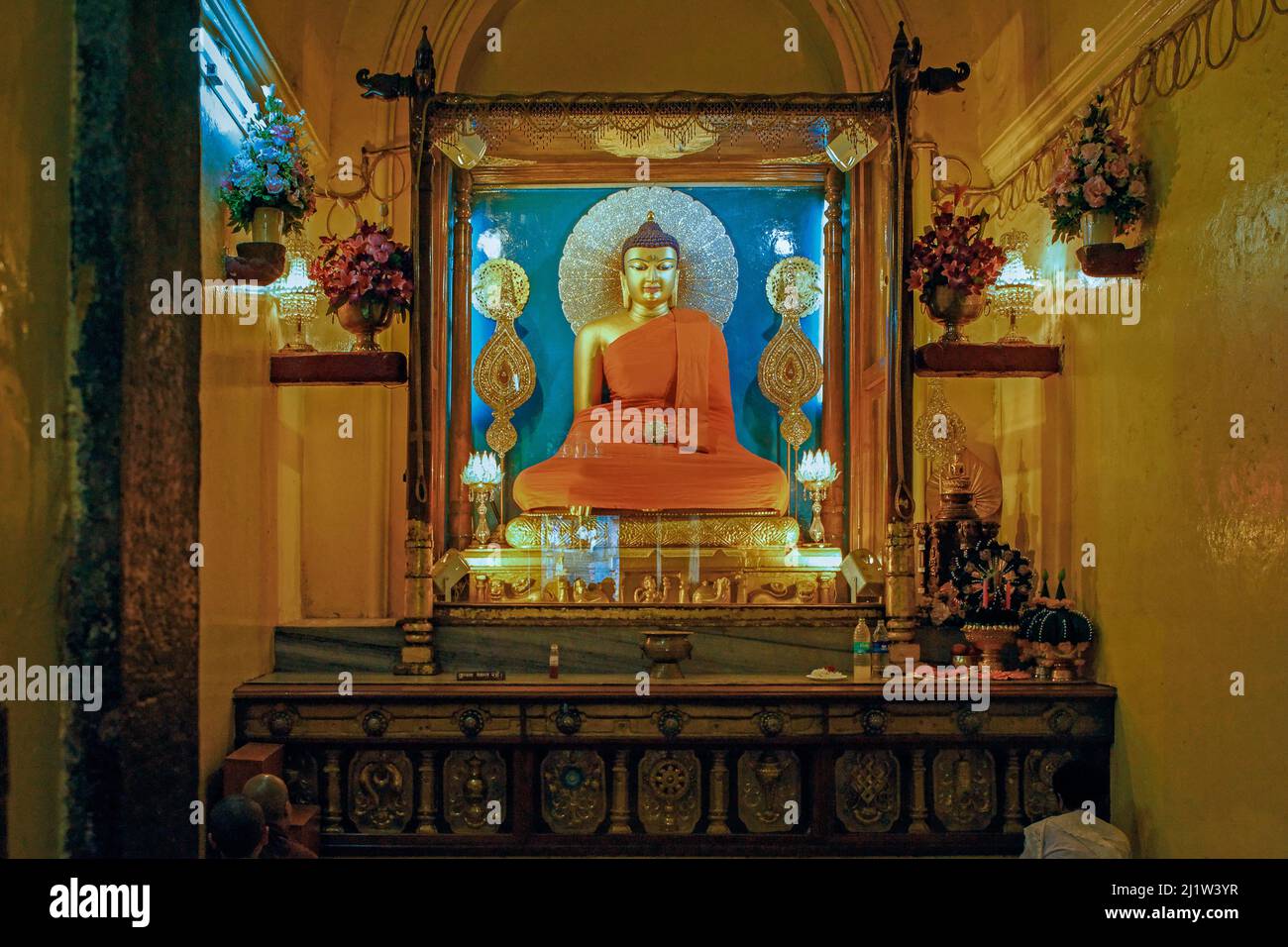 08 24 2008 huge gilded buddha his hands touched the earth , mahabodhi
