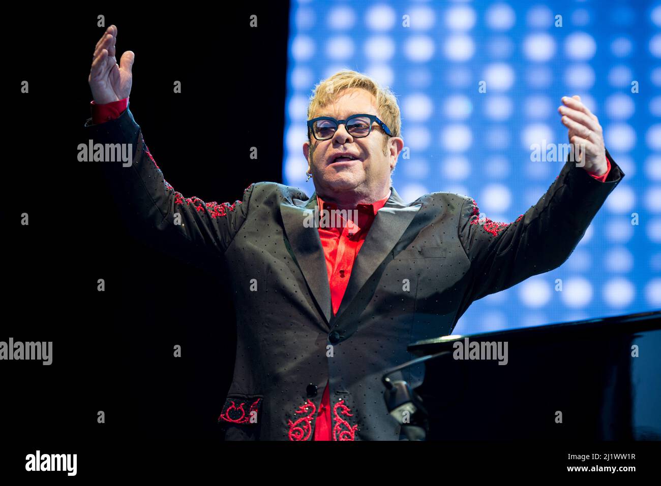 Elton john italia hi-res stock photography and images - Alamy
