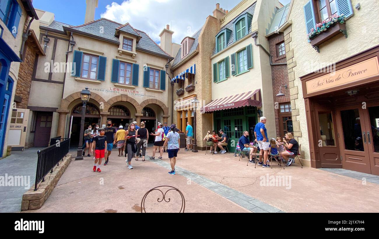 Disney land entrance france hi-res stock photography and images - Alamy