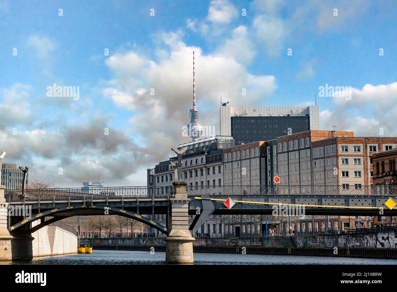 Die Marschallbrücke in Berlin Stock Photo