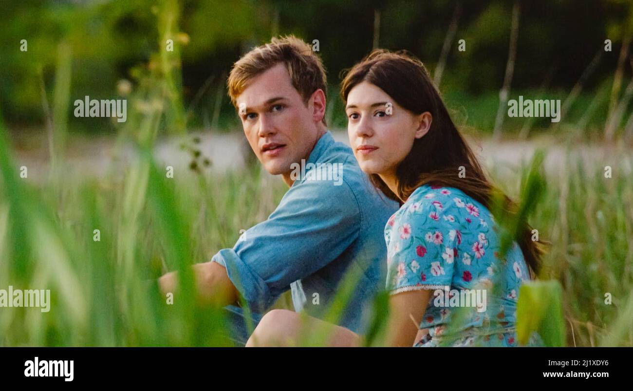 Usa Daisy Edgar Jones And Taylor John Smith In A Scene From The C Sony Pictures Entertainment New Film Where The Crawdads Sing 22 Plot A Woman Who Raised Herself In The Marshes Usa Daisy Edgar Jones And Taylor John Smith In A Scene From The C Sony Pictures Entertainment New Film Where The Crawdads Sing 22 Plot A Woman Who Raised Herself In The Marshes