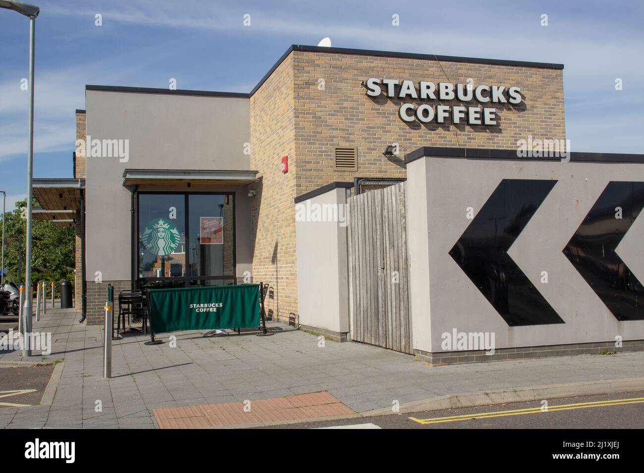 EXETER, DEVON, UK - SEPTEMBER 21, 2021 rear of Starbucks Coffee, Alphington Road,  Marsh Barton Stock Photo