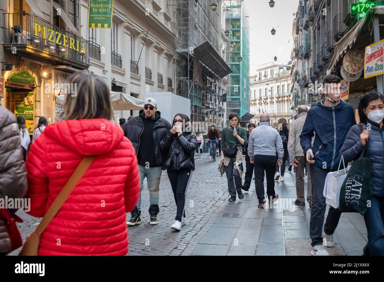 Naples, Italy - March 24, 2022: Via Toledo, in the historic center of the  city people walk the street on a spring day, looking for shopping, leisure  o Stock Photo - Alamy