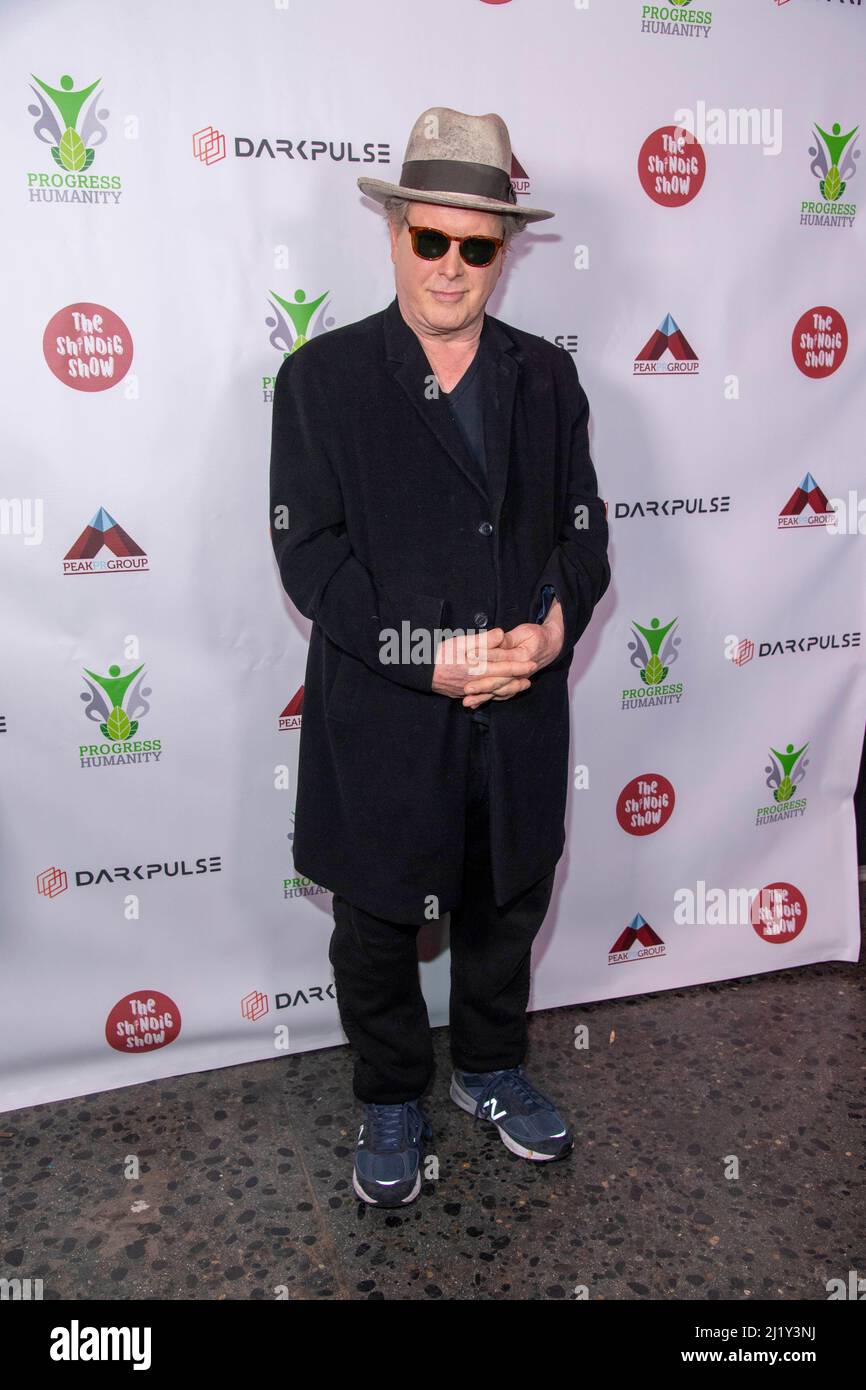 Darrell Hammond attends DarkPulse Presents Comedians And Progress Humanity Against World Conflict at The Comedy Store, Hollywood, CA on March 27, 2022 Stock Photo