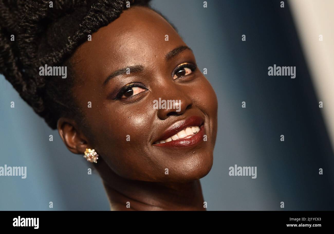Lupita Nyong'o at the 2022 Vanity Fair Oscar Party hosted by editor
