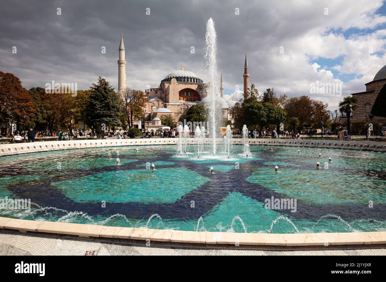 Iconic hagia sophia hi-res stock photography and images - Alamy
