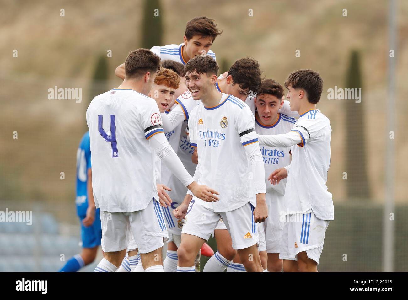 Real madrid players celebrate goal hi-res stock photography and images -  Page 6 - Alamy