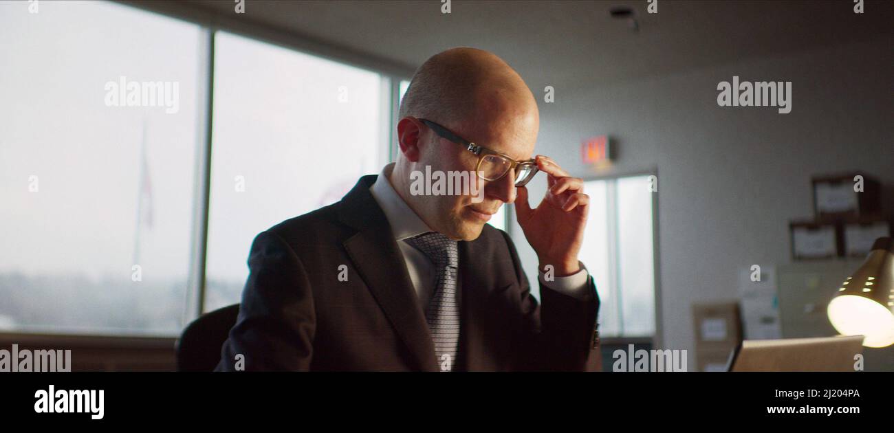 TRUST NO ONE: THE HUNT FOR THE CRYPTO KING, Daniel Tourangeau, 2022. ©  Netflix / Courtesy Everett Collection Stock Photo - Alamy