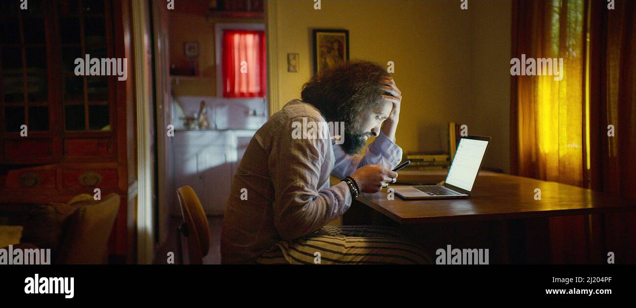 TRUST NO ONE: THE HUNT FOR THE CRYPTO KING, Ali Mousavi, 2022. © Netflix /  Courtesy Everett Collection Stock Photo - Alamy