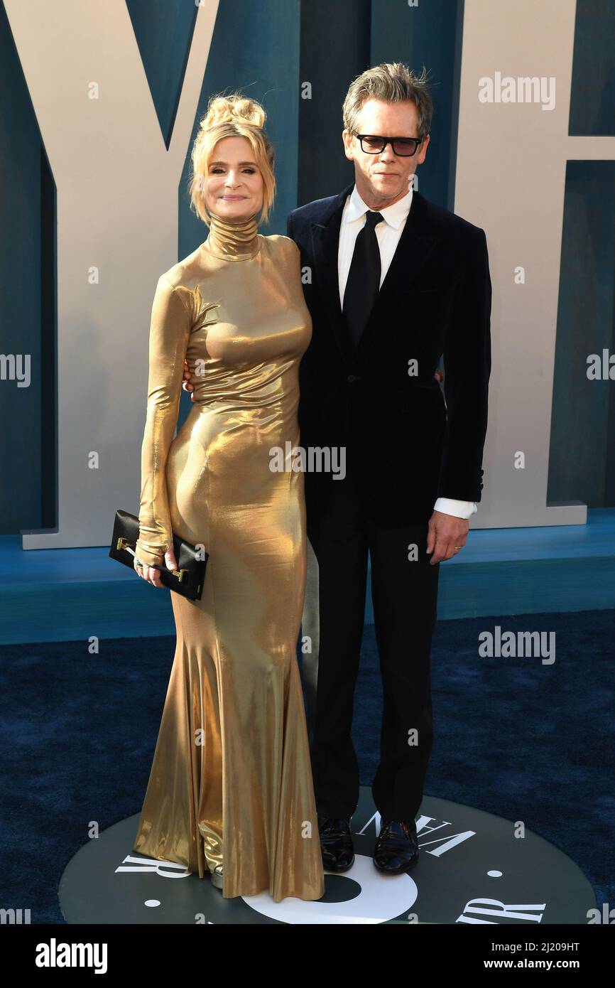 Kyra Sedgwick and Kevin Bacon attend the 2022 Vanity Fair Oscar Party