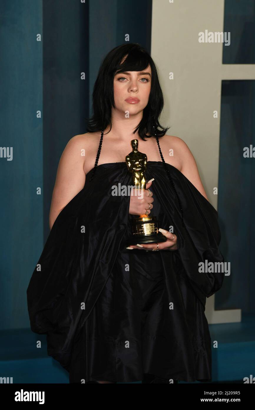 Billie Eilish attends the 2022 Vanity Fair Oscar Party at the Wallis