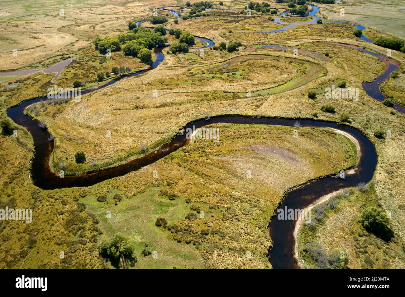 Taieri River and Taieri Scroll Plain, near Patearoa, Maniototo, Central