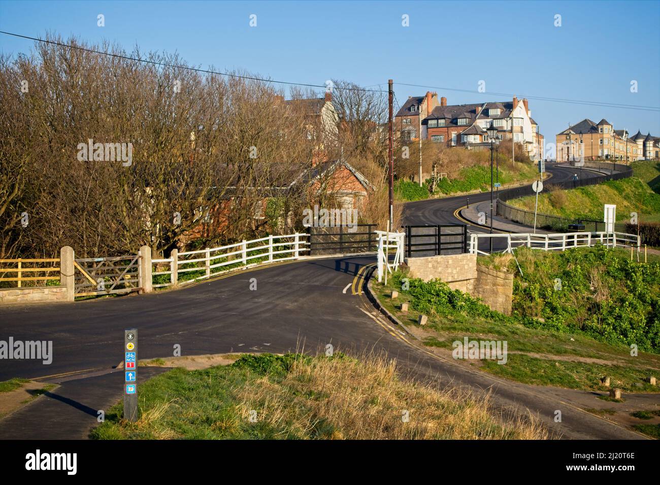 This winding road leads down from Tynemouth village to the Pier and