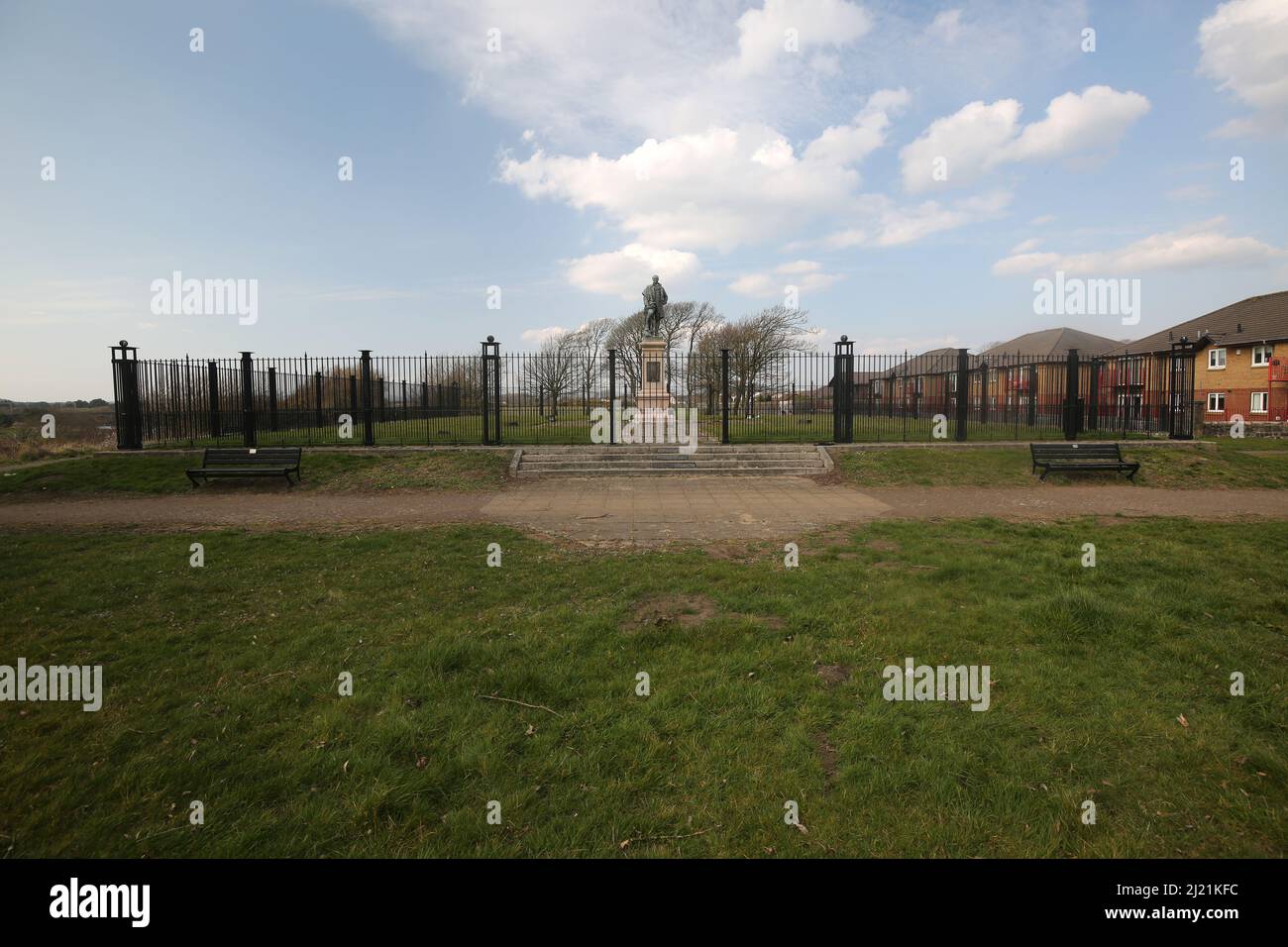 Irvine, Ayrshire, Scotland, UK. Statue of Robert Burns Stock Photo Alamy