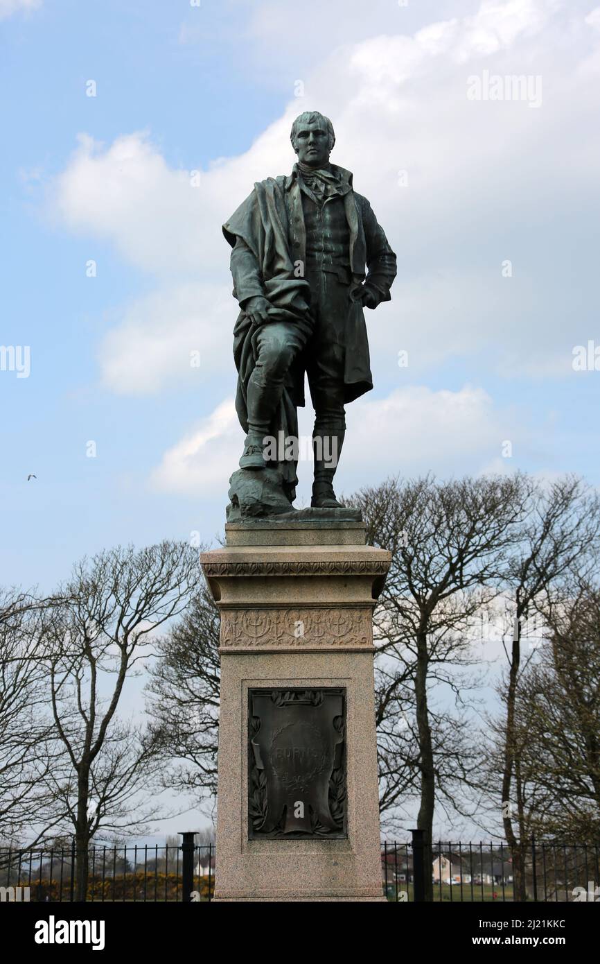Irvine, Ayrshire, Scotland, UK. Statue of Robert Burns Stock Photo Alamy