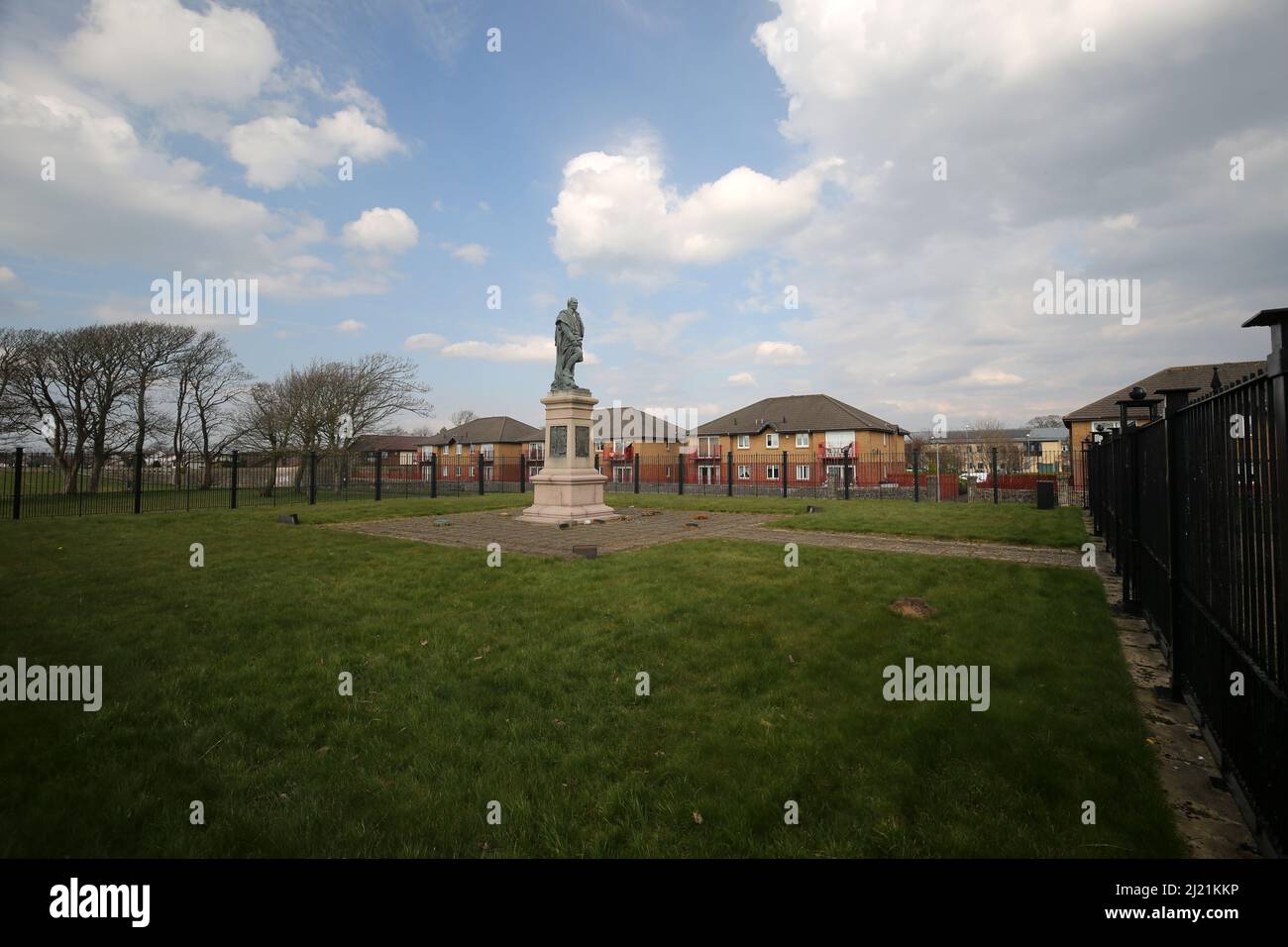 Irvine, Ayrshire, Scotland, UK. Statue of Robert Burns Stock Photo Alamy