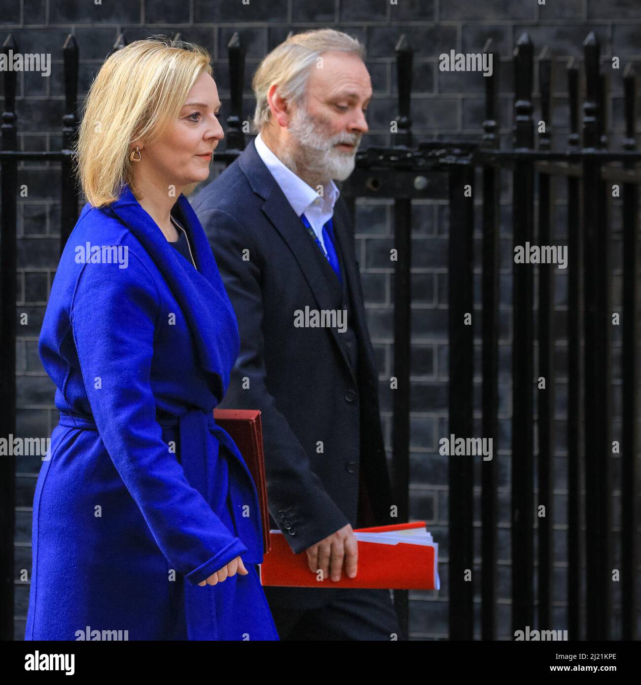 Liz Truss, MP, Foreign Secretary, with Sir Tim Barrow, Political Director Foreign Office, Downing Steet, London, UK Stock Photo