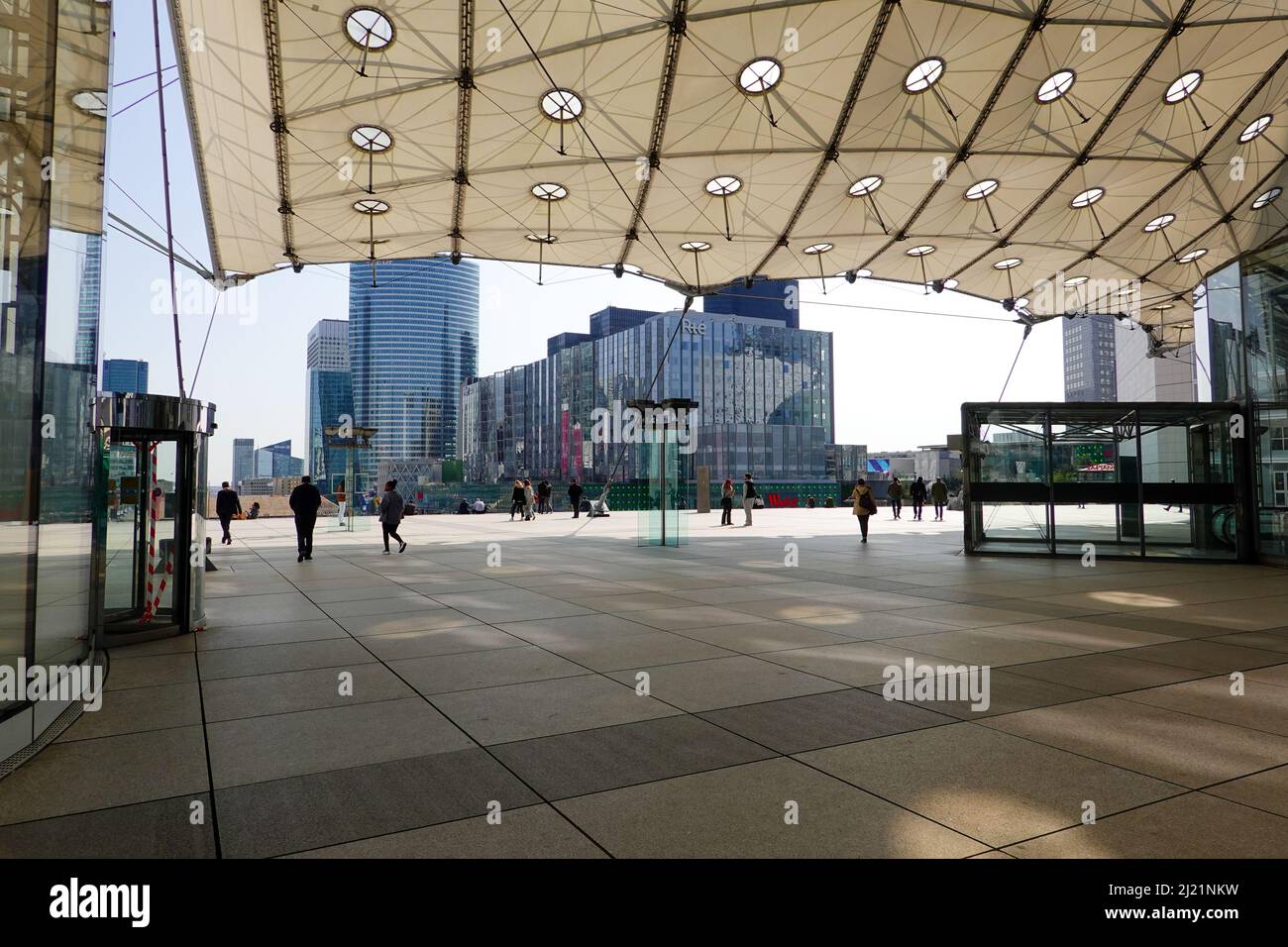 Underneath the canopy hires stock photography and images Alamy