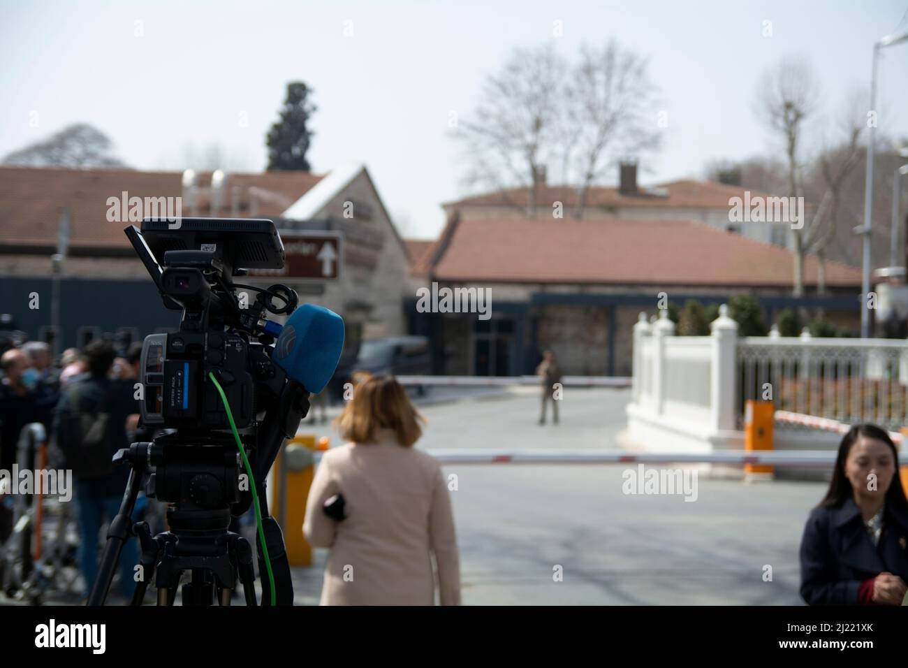 Journalists Camera  waiting for news, Russia-Ukraine Talks for peace Begin in Istanbul Stock Photo