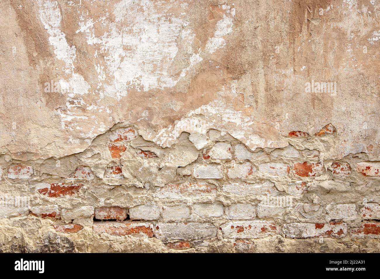 Texture of damaged brick wall Stock Photo - Alamy