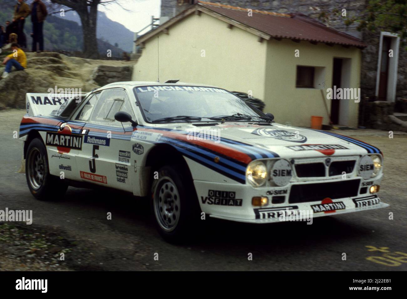 Hachette Rallye N°12 : Lancia Rally 037 D' Alen 1983 - IXO 1/24, état Neuf