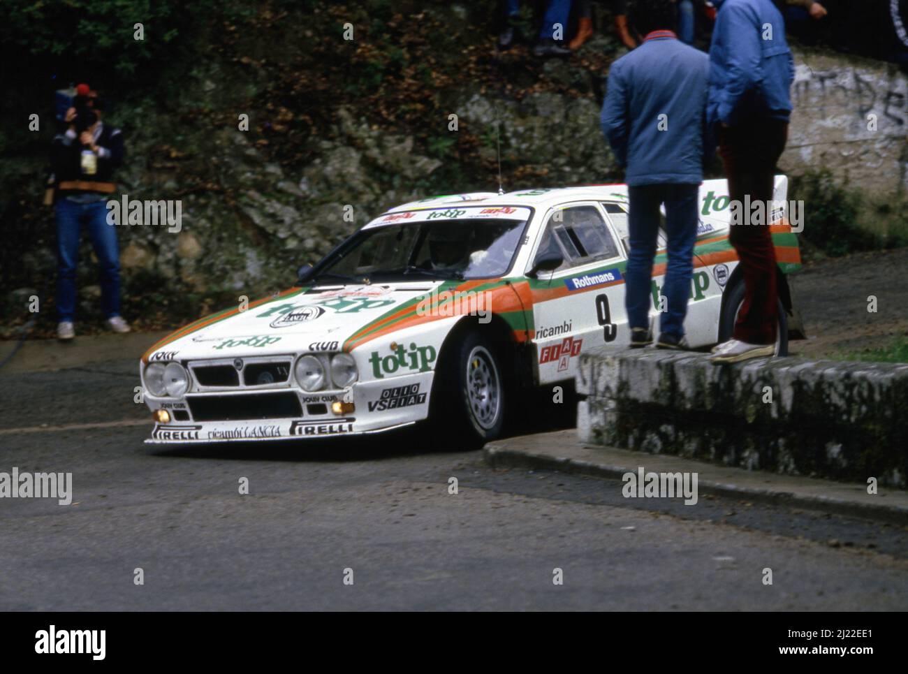 Massimo Miki Biasion (ITA) Tiziano Siviero (ITA) Lancia Rally 037 GrB ...
